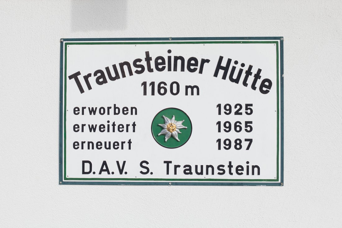 Logo der Traunsteiner Hütte